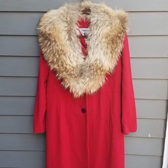 Vintage Marvin Richard Red Lambswool Midi/Maxi Coat with Raccoon Collar